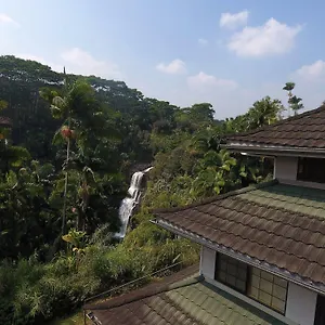 https://the-inn-at-kulaniapia-falls-hilo.hotelsinhawaii.org