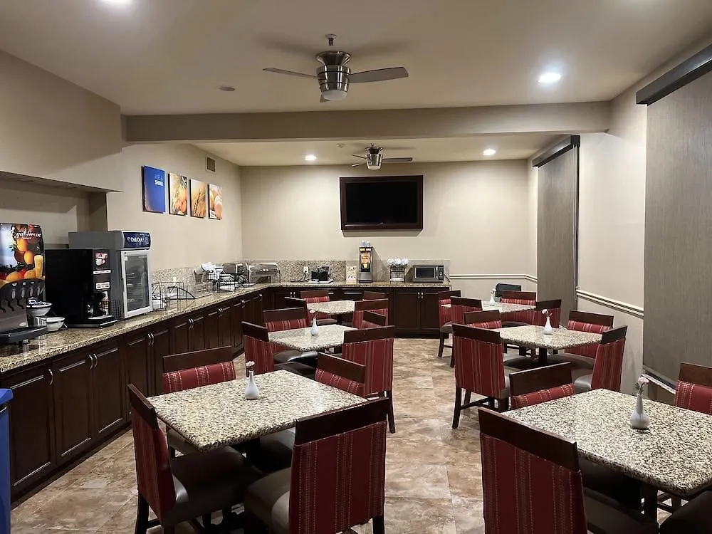 Comfort Inn West Phoenix At 27Th Ave And I-I0 Hotel