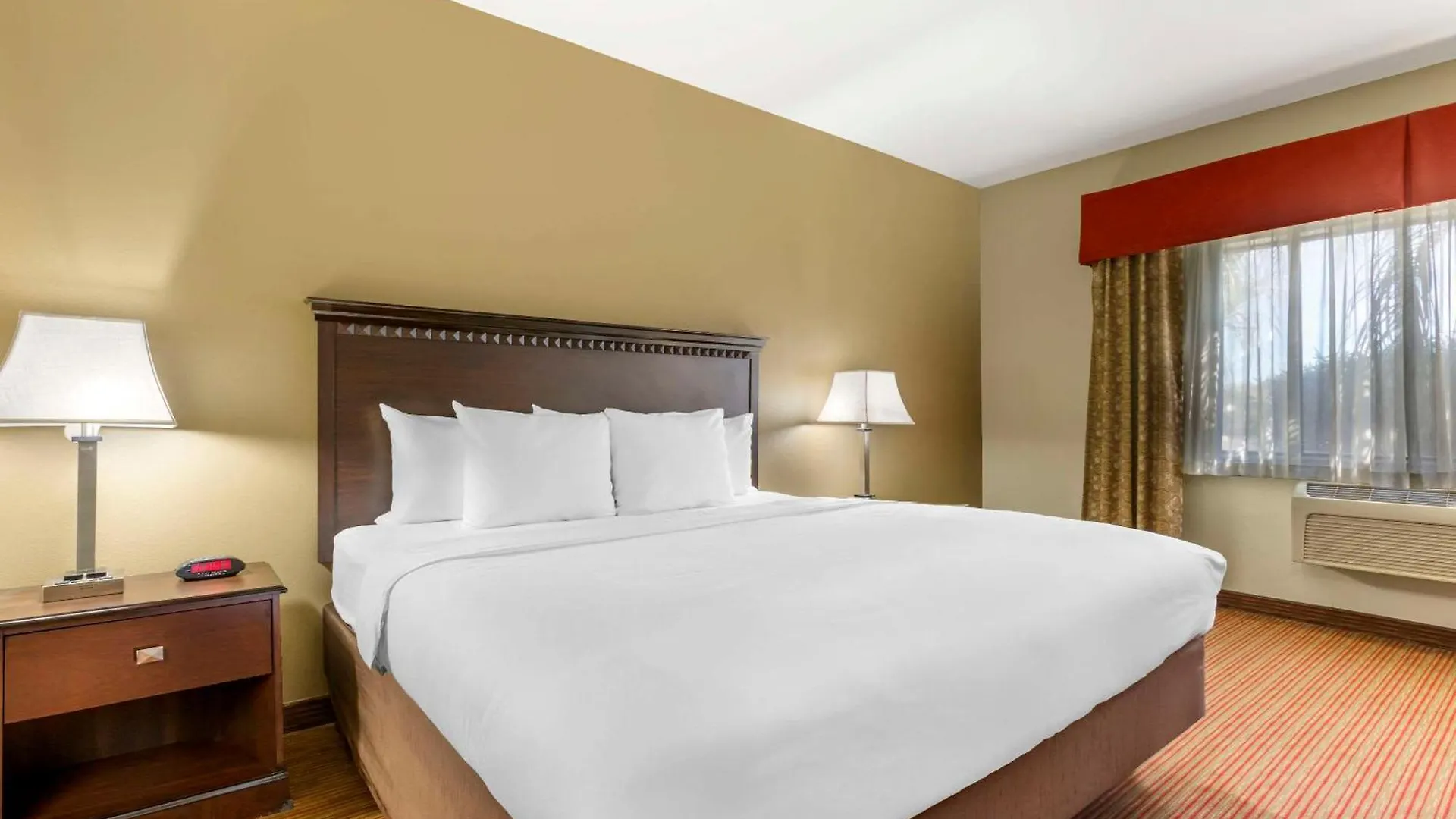 ** Hotel Comfort Inn West Phoenix At 27Th Ave And I-I0 United States