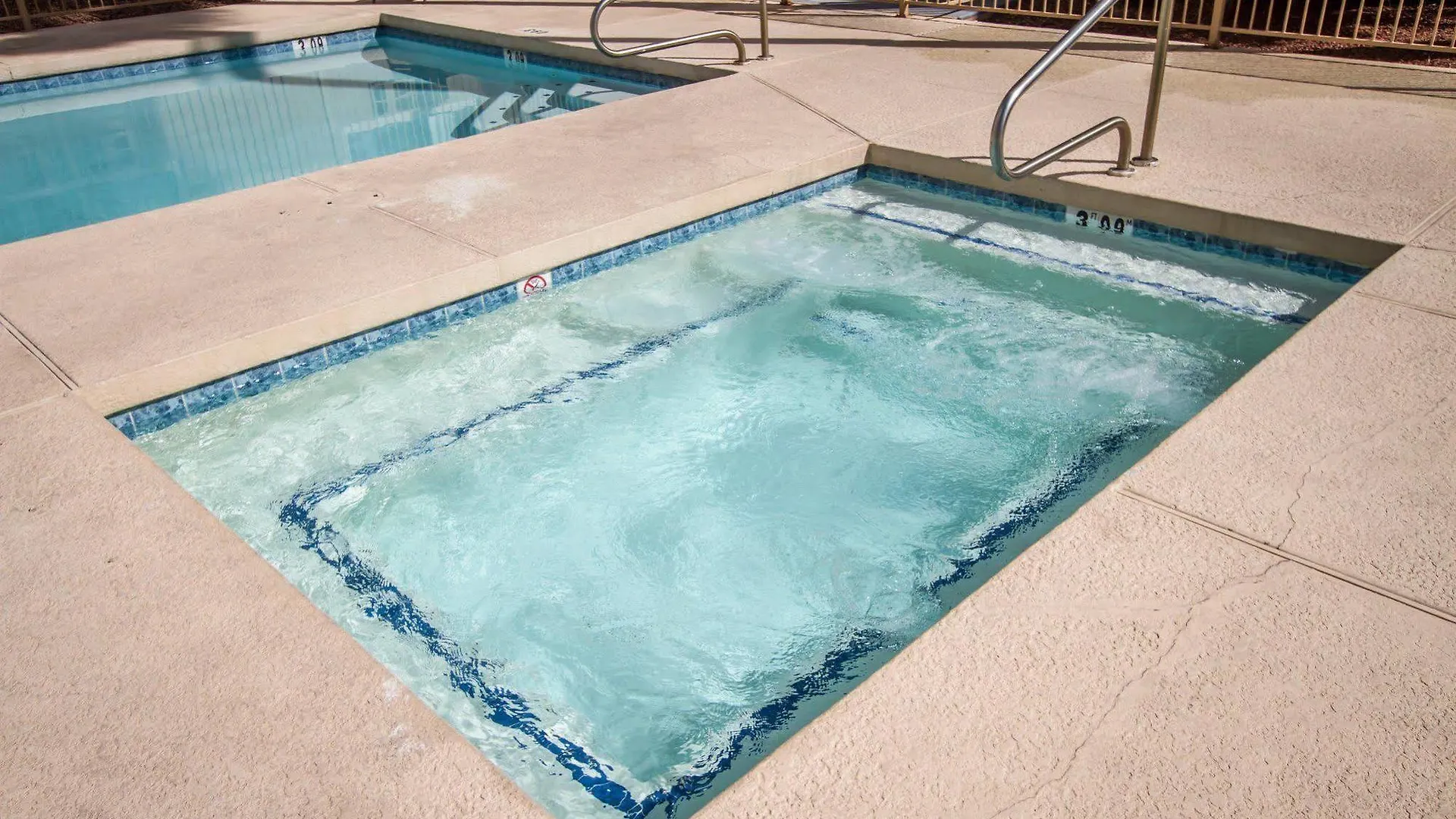 Comfort Inn West Phoenix At 27Th Ave And I-I0